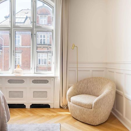 Lovely 3Br Manor Apartment 5 Min From Tivoli Gardens Copenhaga Exterior foto