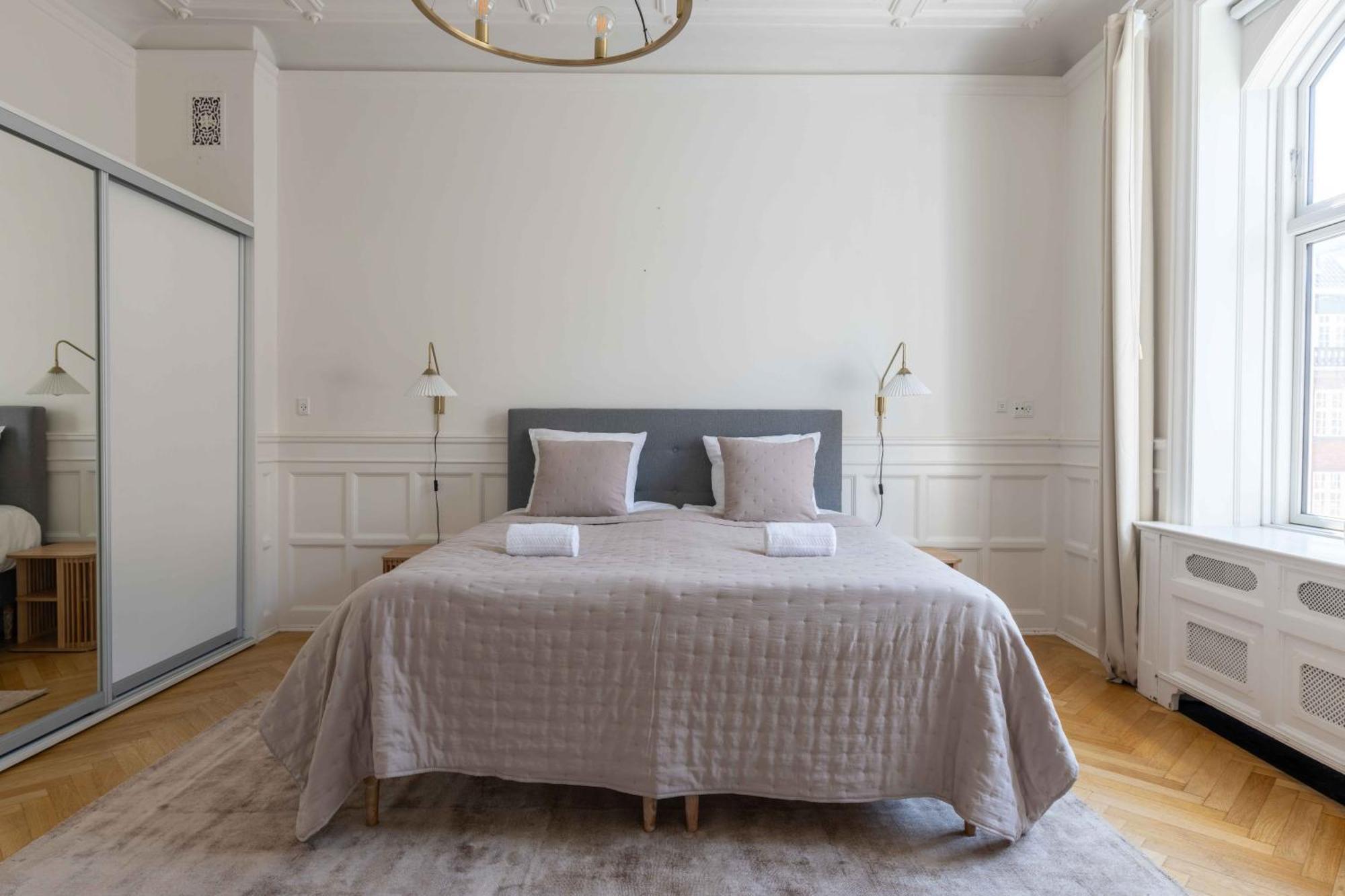Lovely 3Br Manor Apartment 5 Min From Tivoli Gardens Copenhaga Exterior foto