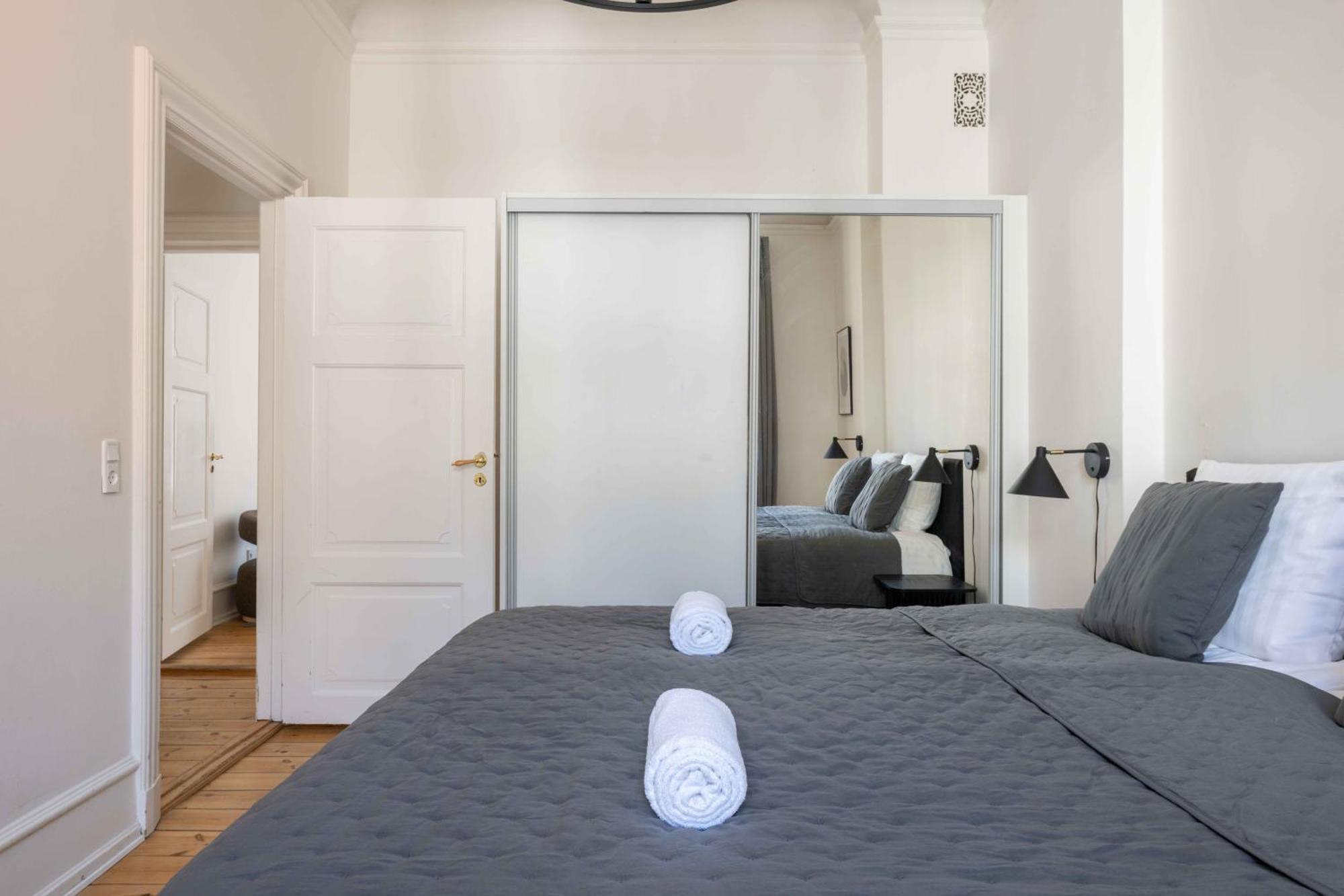 Lovely 3Br Manor Apartment 5 Min From Tivoli Gardens Copenhaga Exterior foto
